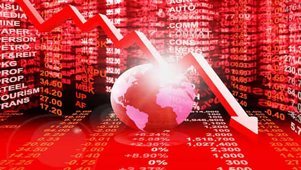 Global Market: ప్రపంచాన్ని భయపెడుతున్న ఆర్థిక మాంద్యం.. అన్ని కరెన్సీల విలువ పతనం.. ఆర్థిక సంక్షోభం తప్పదా..?