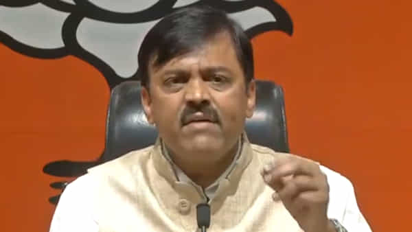 Andhra Pradesh: ఏపీ రాజకీయాలపై బీజేపీ నేత జీవీఎల్ హాట్ కామెంట్స్.. ఆ పార్టీలపై ప్రజల్లో సానుకూలత లేదన్న ఎంపీ