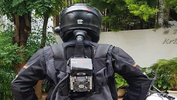 Helmet AC: కూలింగ్ హెల్మెట్.. బటన్ నొక్కగానే ఏసీ ఆన్.. మీకు అందుబాటు ధరలోనే..
