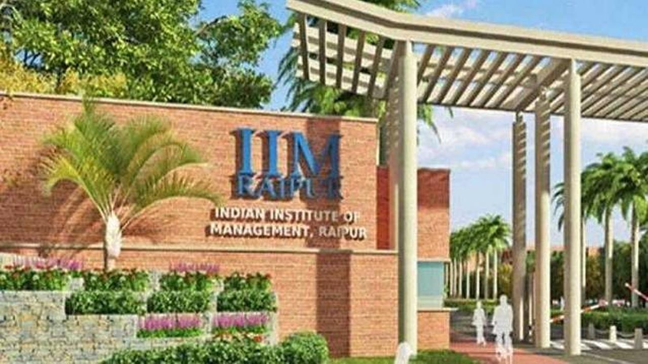 IIM Raipur Recruitment 2022: నెలకు రూ.67,700ల జీతంతో ఇండియన్‌ ఇన్‌స్టిట్యూట్‌ ఆఫ్‌ మేనేజ్‌మెంట్‌లో నాన్‌ టీచింగ్‌ పోస్టులు.. పూర్తి వివరాలు ఇవే..