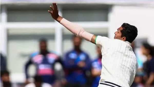 Team India: మహ్మద్ షమీ తర్వాత మరో భారత బౌలర్ ఔట్.. కారణం ఏంటంటే?