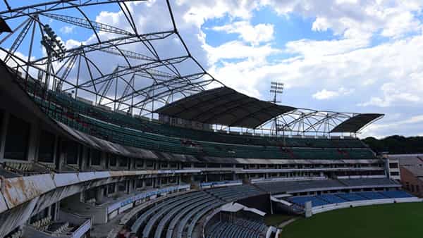 IND vs AUS: రేపే హైదరాబాద్లో భారత్, ఆసీస్ కీలక పోరు.. ఇంకా గ్రౌండ్ సిద్ధం చేయని హెచ్సీఏ.. మ్యాచ్ సజావుగా సాగేనా?