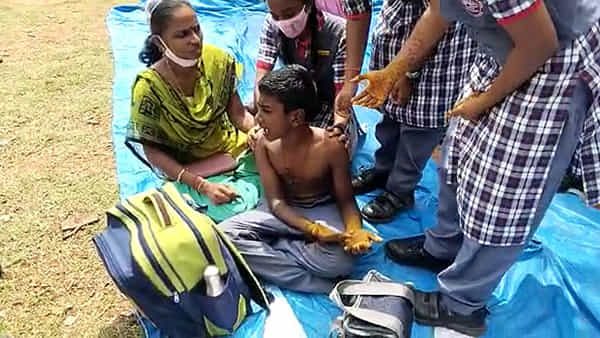 Andhra Pradesh: అభివృద్ధి పనులపై కలెక్టర్ల సమీక్షలు.. కాకినాడ కేంద్రీయ విద్యాలయం ఘటనపై ఆరా