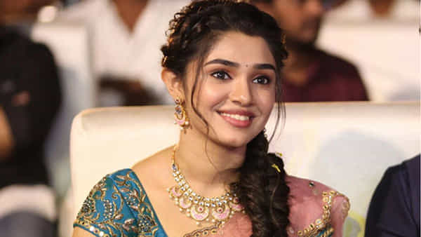 Krithi Shetty : మహేష్ బాబును ఆకాశానికెత్తేసిన బేబమ్మ .. ఏమన్నదంటే