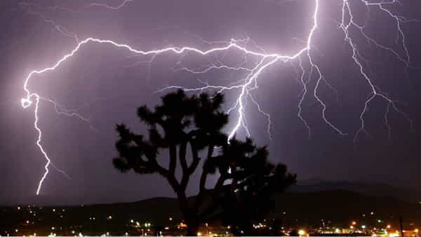 Lightning Safety Tips: పిడుగులు ఎందుకు పడతాయి?..ఆ సమయంలో ఏం చేయాలి..?