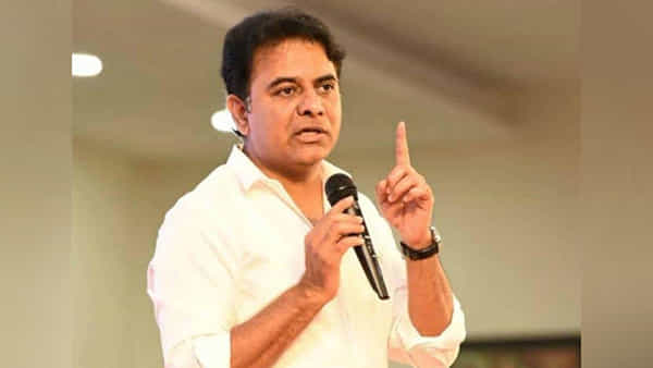 Minister Ktr: తెలుగు మహిళ సీటు మార్చి ఇండిగో విమాన సిబ్బంది విపక్ష.. కేటీఆర్ ఆగ్రహం..