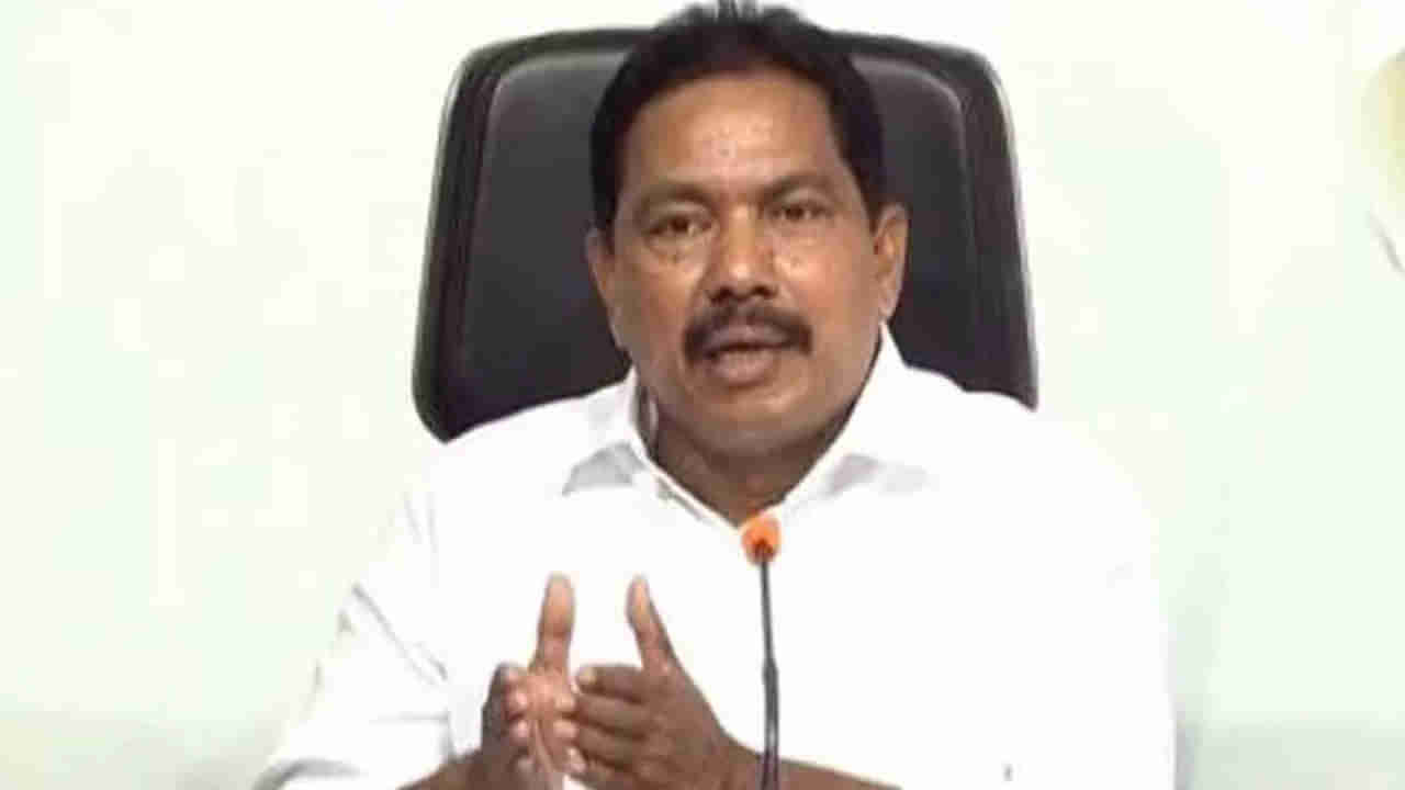 Minister Viswarup: మంత్రి విశ్వరూప్‌కు అస్వస్థత.. హుటాహుటిన ఆసుపత్రికి తరలింపు.. వైఎస్సార్ వర్థంతి వేడుకలో..