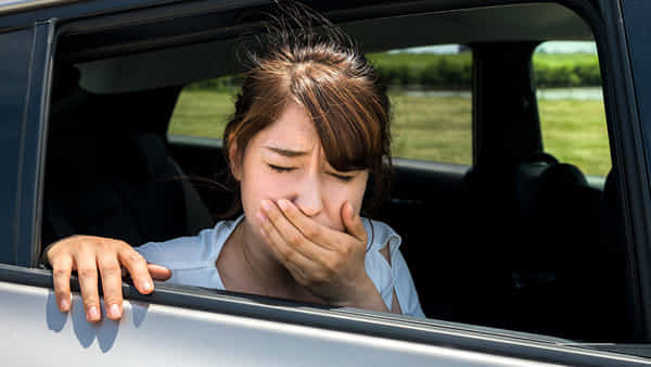 Motion Sickness: బస్సులో ప్రయాణిస్తున్నప్పుడు వాంతులు అవుతున్నాయా..? అయితే ఈ మూడింటిని ఉంటే హాయిగా ప్రయాణం చేయవచ్చు..