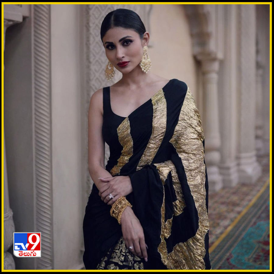 Mouni Roy New Photos. Credit by:Mouni Roy/Instagram