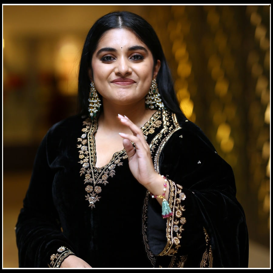 Nivetha Thomas: చందమామలాంటి ముఖారవిందం.. నివేతను చూస్తూ ఉండిపోరా కుర్రకారు.