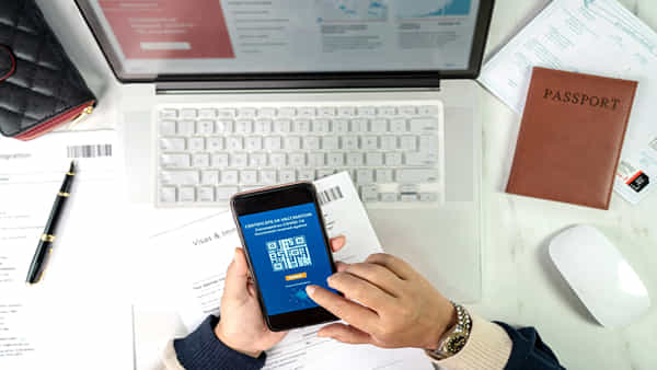 Passport Online: విదేశాలకు వెళ్లాలని ప్లాన్ చేస్తున్నారా?.. పాస్పోర్ట్ కోసం ఆన్లైన్లో ఇలా దరఖాస్తు చేసుకోండి.. చాలా ఈజీ..