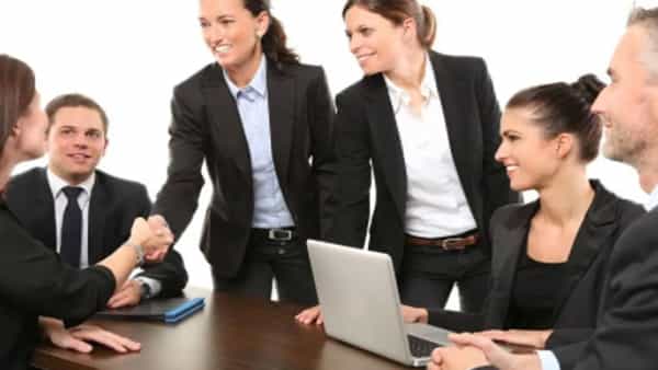 Psychology Tips: జీవితంలో సమస్యలు తొలగిపోవాలా.. ఈ 5 అలవాట్లను వెంటనే పాటించండి..