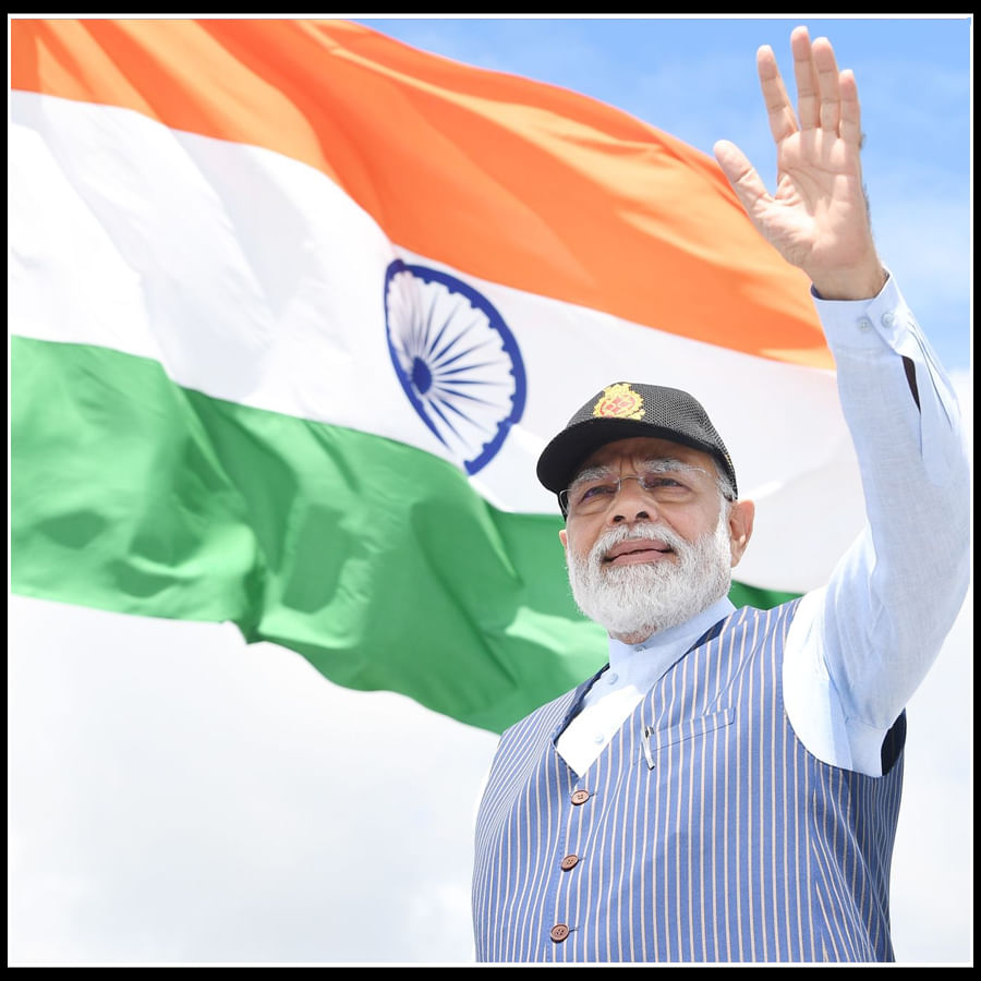 అనంతరం మధ్యాహ్నం 1:30 గంటలకు మంగళూరులో దాదాపు 3800 కోట్ల రూపాయల విలువైన వివిధ ప్రాజెక్టులకు ప్రధాని ప్రారంభోత్సవం చేసారు.