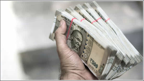 LIC Scheme: ఎల్ఐసీ నుంచి అదిరిపోయే స్కీమ్.. ఇందులో చేరితే నెలకు రూ.18,500.. ఎవరెవరు అర్హులు