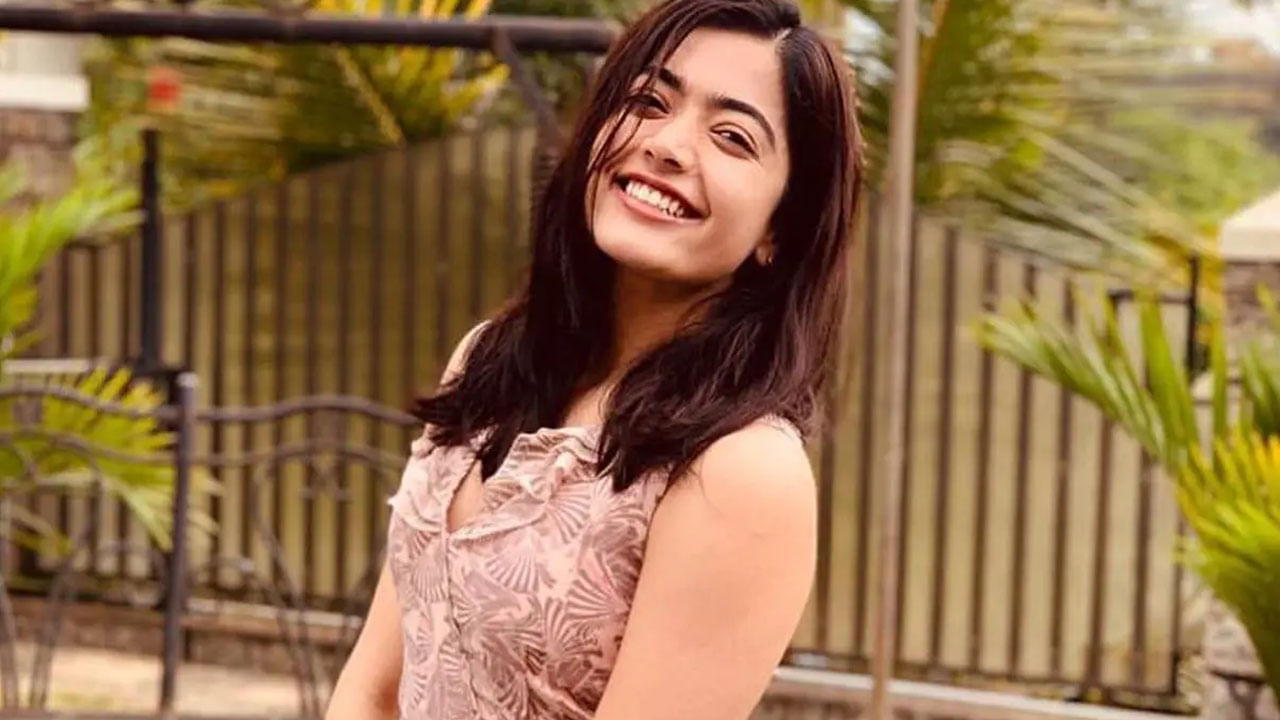 Rashmika Mandanna: స్కూల్‌లో యావరేజ్‌ స్టూడెంట్‌నే.. అక్కడ మాత్రం నేనే టాపర్‌ని.. రష్మిక చిన్ననాటి ముచ్చట్లు