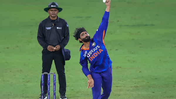 Asia Cup 2022: టీమిండియాకు బిగ్ షాక్.. గాయంతో స్టార్ ఆల్రౌండర్ ఔట్.. జట్టులోకి ఎవరు రానున్నారంటే?
