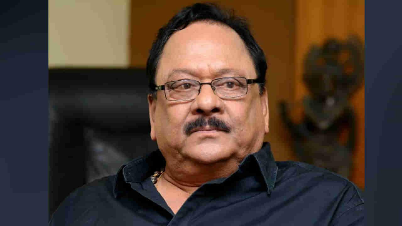 Krishnam Raju: సోమవారం సాయంత్రం కృష్ణంరాజు అంత్యక్రియలు.. ప్రభుత్వ లాంఛనాలతో రెబల్ స్టార్‏కు ఆశ్రునివాలి..