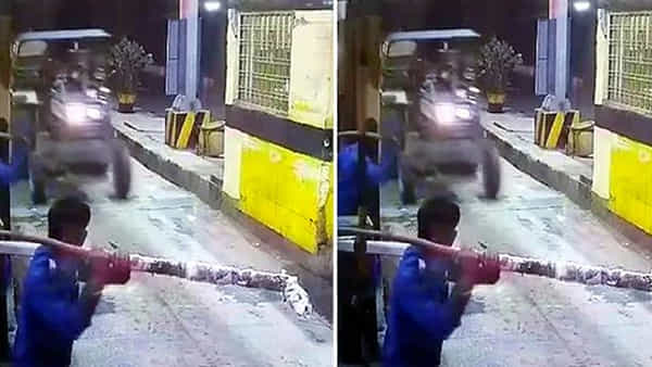 Viral Video: రెచ్చిపోయిన ఇసుక మాఫియా.. తమ అక్రమాలకు పోలీసులు అడొస్తున్నారని ఏం చేశారంటే.. వీడియో వైరల్..