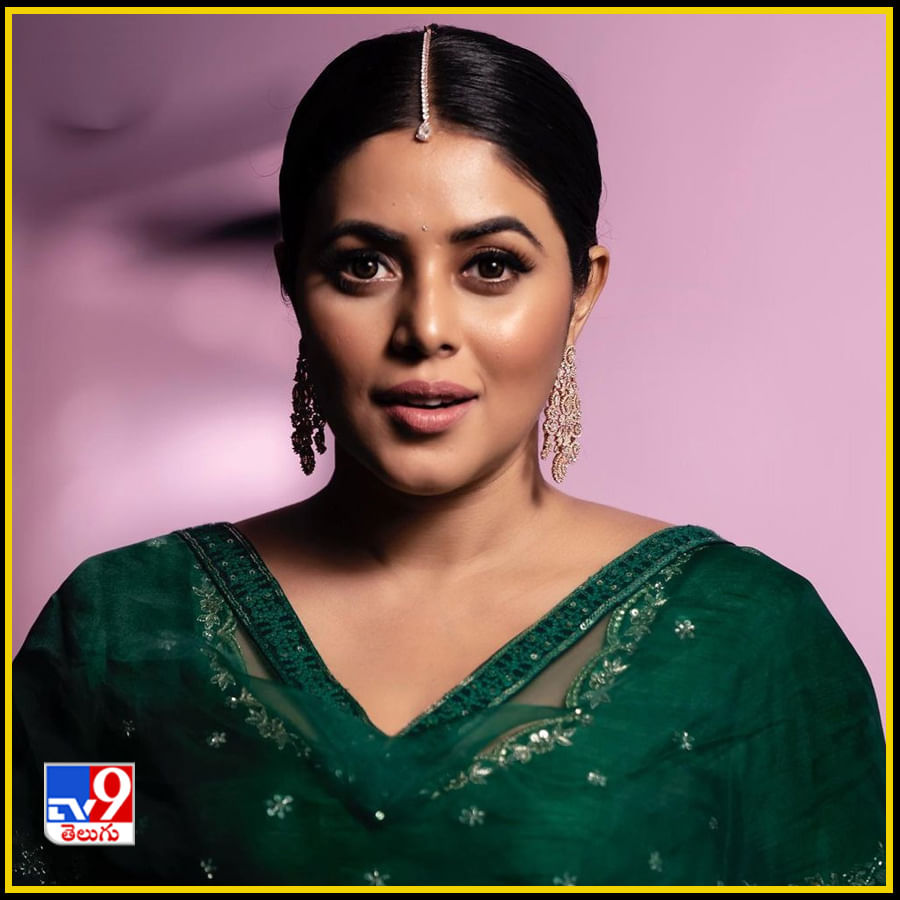 Shamna Kasim New Photos. Credit by:Shamna Kasim/Instagram