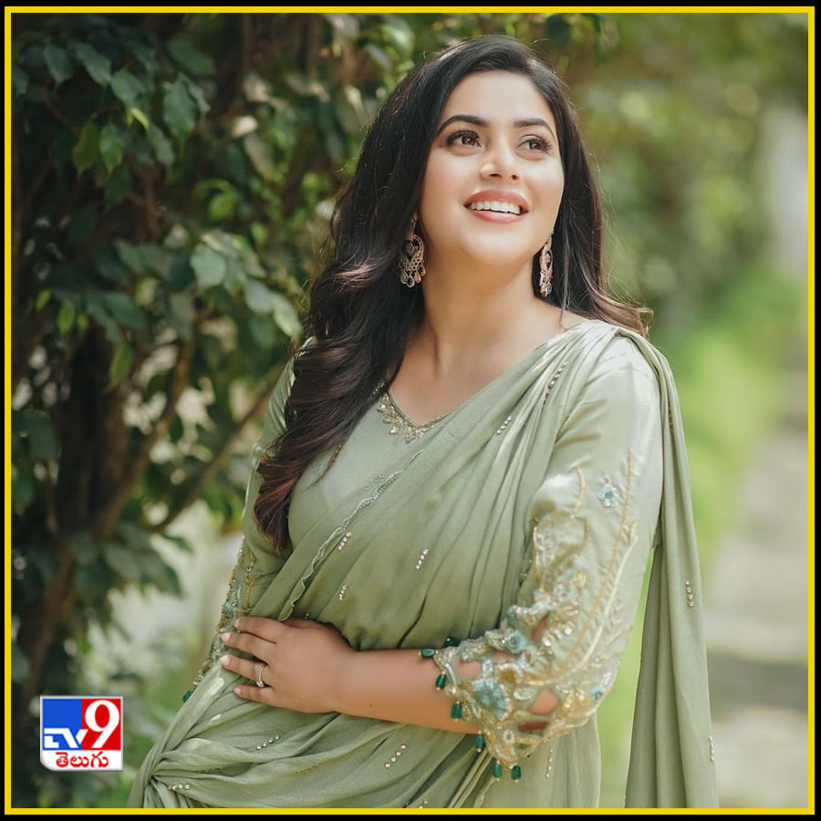 Shamna Kasim New Photos. Credit by:Shamna Kasim/Instagram