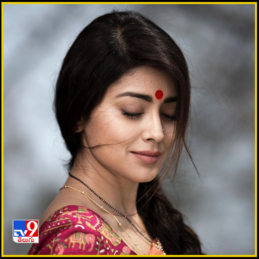 Shriya Saran New Photos. Credit by:Shriya Saran/Instagram