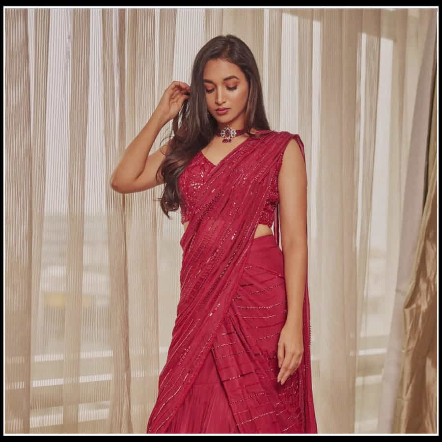  Srinidhi Shetty: లయాలతో , హొయలతో మైమరిపిస్తున్న ముద్దుగుమ్మ 'శ్రీనిధి'..