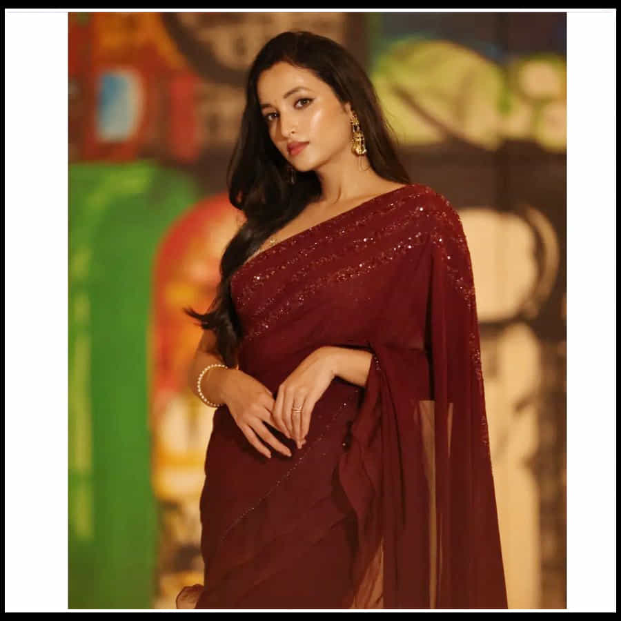  Srinidhi Shetty: లయాలతో , హొయలతో మైమరిపిస్తున్న ముద్దుగుమ్మ 'శ్రీనిధి'..