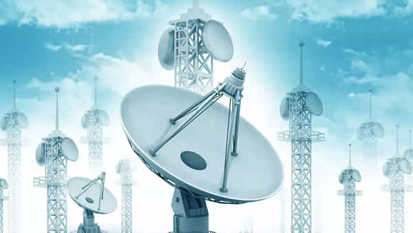 Telecom Bill: టెలికాం రంగంలో సమూల మార్పులకు కేంద్రం శ్రీకారం.. వాటికి ఇకపై లైసెన్స్ కావాల్సిందే..