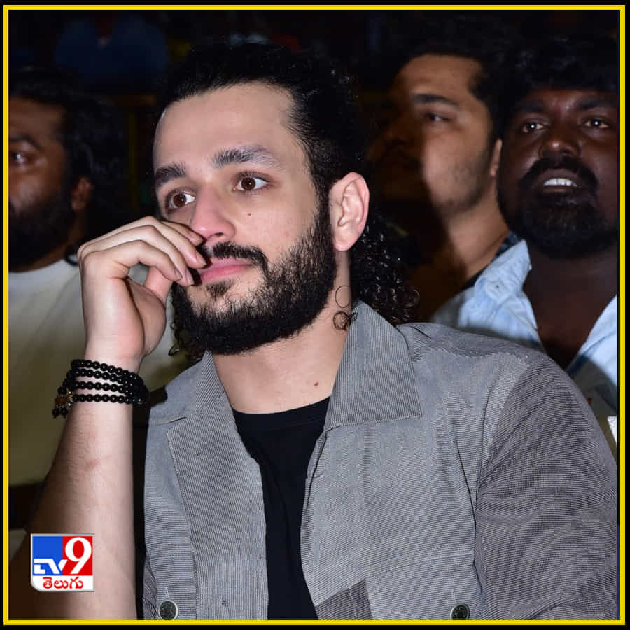వేదికపై అక్కినేని అందగాళ్లు