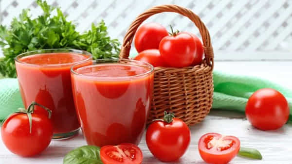 Health Tips: టొమాటో జ్యూస్తో బోలెడన్ని ప్రయోజనాలు.. డైలీ ఉదయాన్నే తాగితే..