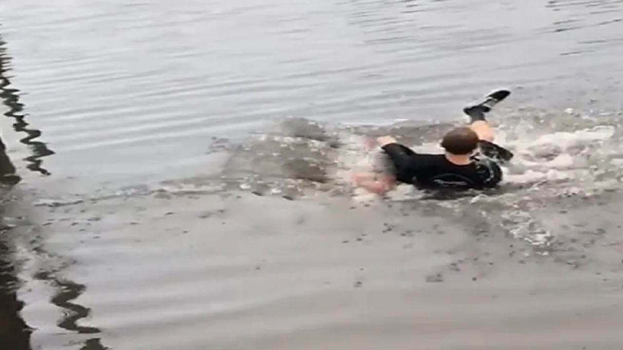 Viral video: డీప్ డైవ్ చేద్దాం అనుకున్నాడు డిక్కీ డ్యామేజ్ అయ్యింది.. నవ్వులు పూయిస్తున్న వీడియో