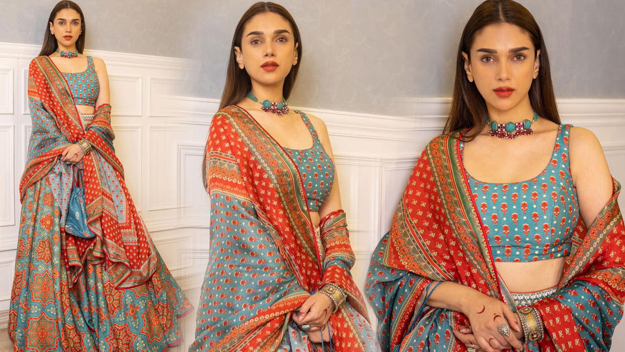 చెలియా సినిమాతో ప్రేక్షకులకు పరిచయం అయిన బ్యూటీ అదితిరావ్ హైదరి. మొదటి సినిమాతోనే ప్రేక్షకులను ఆకట్టుకుంది ఈ చిన్నది. అందం అభినయం తో ఆకట్టుకున్న ఈ బ్యూటీ సోషల్ మీడియాలో యాక్టీవ్ గా ఉండు ఫొటోస్  షేర్ చేస్తూ అందరిని ఆకట్టుకుంటుంది.తాజా ఫొటోస్ మరోసారి ఎట్ట్రాక్టీవ్ చేస్తున్నాయి.