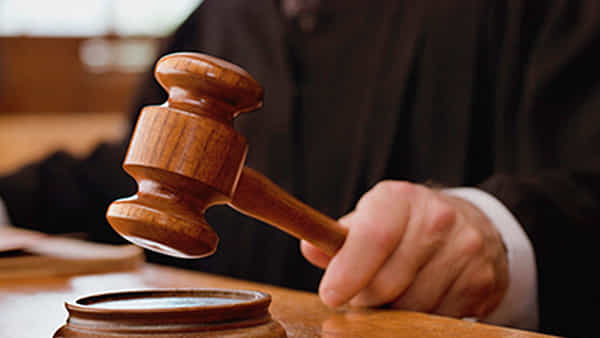 Court Jobs: ఏపీలో నిరుద్యోగులకు గుడ్ న్యూస్.. పదో తరగతి అర్హతతో జిల్లా కోర్టుల్లో ఉద్యోగాలు..