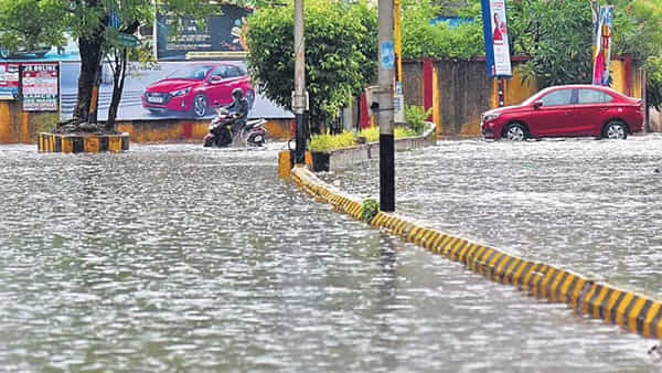 AP weather report: ఏపీ వాసులకు అలర్ట్.. రానున్న మూడు రోజుల్లో ఈ ప్రాంతాల్లో భారీ వర్షాలు..