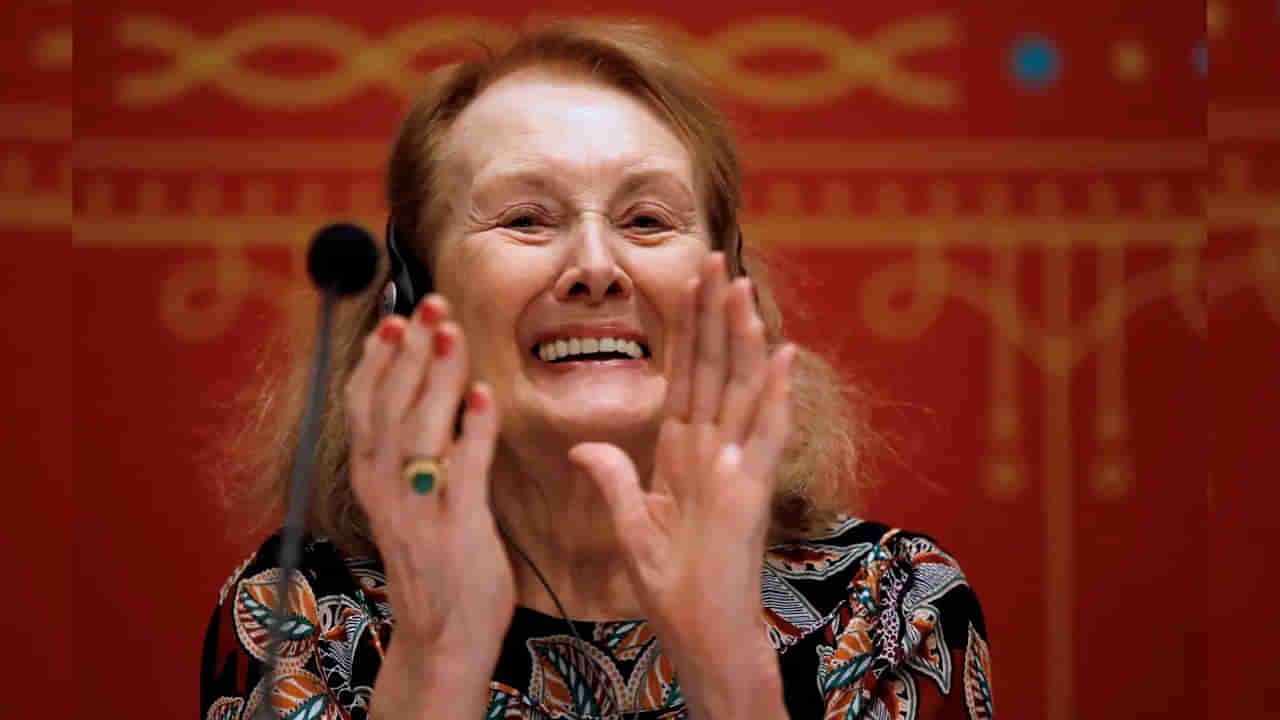 Nobel Prize: ఎట్టకేలకు ప్రముఖ ఫ్రెంచ్ రచయిత్రిని వరించిన నోబెల్ బహుమతి.. స్వీయ అనుభవాలతో రచనల్లో ప్రసిద్ధి..