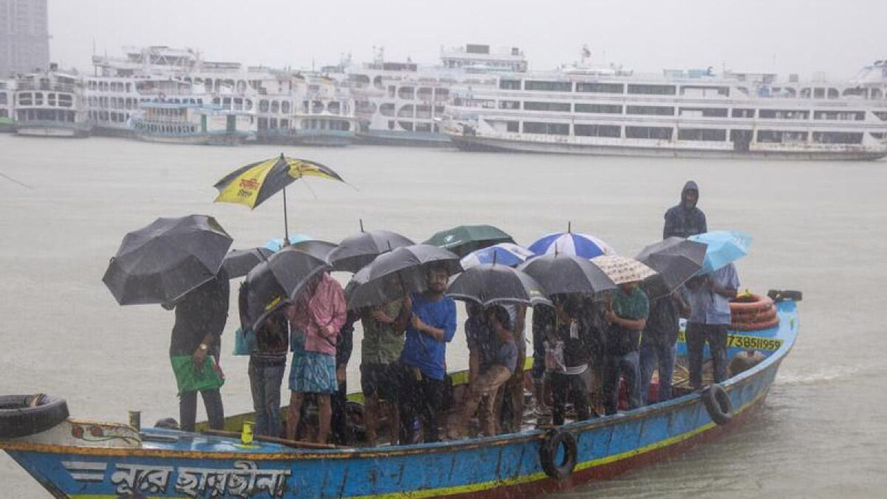 Bangladesh: బంగ్లాదేశ్‌లో సిత్రాంగ్ తుఫాన్ బీభత్సం.. ఏడుగురు మృతి ...