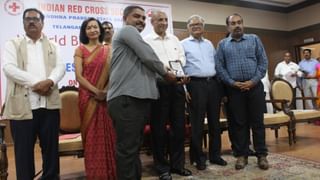 MLA Seethakka: నేనెప్పుడూ నక్సలైట్‌ అవుతాననుకోలేదు.. పీహెచ్‌డీ పట్టా పొందిన ఎమ్మెల్యే సీతక్క భావోద్వేగం