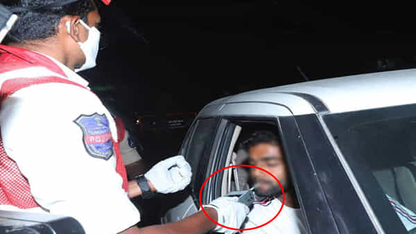 Breathalyzer: మీరు ఆల్కహాల్ తీసుకున్నారని బ్రీత్ ఎనలైజర్కు ఎలా తెలుస్తుంది?.. నోటి నుంచి వచ్చే వాసనను ఎలా గుర్తు పడుతుందో తెలుసా..