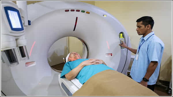 CT Scan: సిటీ స్కాన్ అంటే ఏమిటి..? ఇది ఎలాంటి పరిస్థితుల్లో అవసరం..