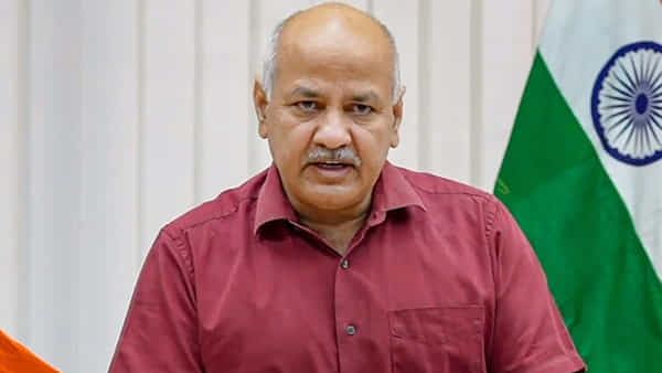 CBI - Liquor Scam: లిక్కర్ స్కామ్ కేసులో సీబీఐ స్పీడ్.. ఢిల్లీ డిప్యూటీ సీఎం మనీష్ సిసోడియాకు సమన్లు జారీ..