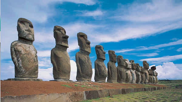 Easter Island: ప్రకృతి ప్రకోపం.. ఈస్టర్ ఐలాండ్ను చుట్టేసిన లావా.. కాలిపోయిన ప్రపంచ ప్రఖ్యాత మోయి విగ్రహాలు