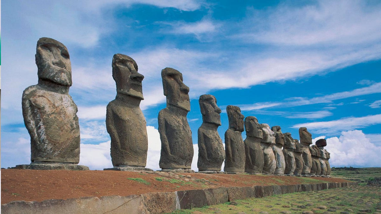 Easter Island: ప్రకృతి ప్రకోపం.. ఈస్టర్‌ ఐలాండ్‌ను చుట్టేసిన లావా.. కాలిపోయిన ప్రపంచ ప్రఖ్యాత మోయి విగ్రహాలు