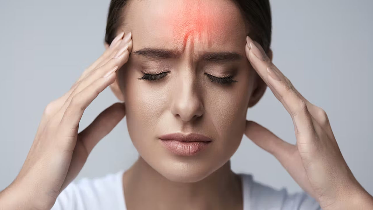 Migraine Headache:  వీటిని ఎక్కువగా తింటున్నారా? పొంచి ఉన్న మైగ్రేన్‌ ముప్పు.. వెంటనే దూరం పెట్టాలంటోన్న నిపుణులు
