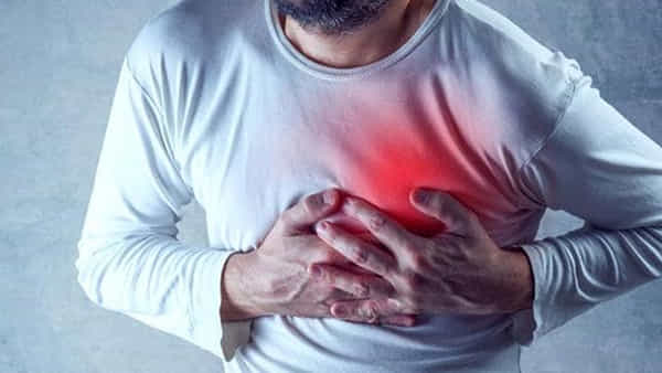Heart Health: పెరుగుతున్న గుండె జబ్బుల ముప్పు.. వాటిలో మార్పులు చేసుకోకుంటే పెను సమస్యలు తప్పవు..