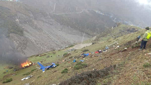 Helicopter Crash in Kedarnath: కేదార్నాథ్లో కుప్పకూలిన హెలికాప్టర్.. ఏడుగురు దుర్మరణం