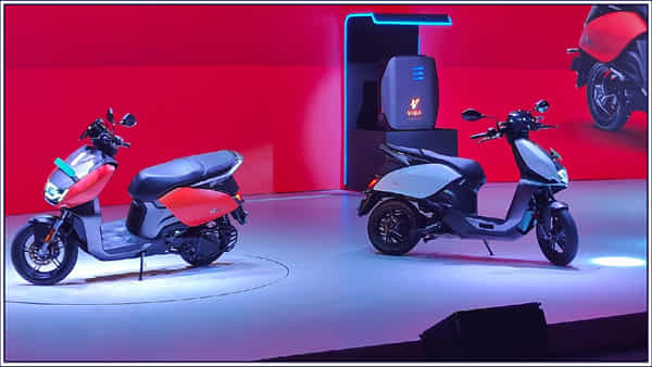 Hero MotoCorp: హీరో మోటోకార్ప్ నుంచి మొదటి ఎలక్ట్రిక్ స్కూటర్.. స్మార్ట్ఫోన్కు కనెక్ట్.. మరిన్ని అద్భుతమైన ఫీచర్స్.. ధర ఎంతంటే..