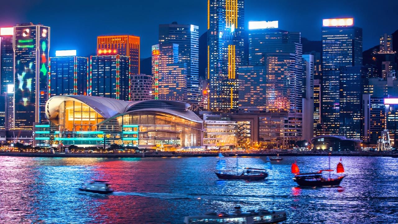 Travel: ఆ దేశానికి వెళ్లేవారికి విమాన టికెట్లు ఉచితం.. పంపిణీ ఎప్పటినుంచి అంటే..