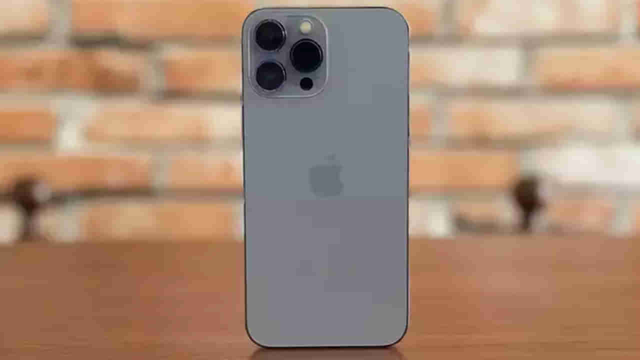 Iphone 13: ఐఫోన్‌ 13 కొనుగోలు చేయాలనుకుంటున్నారా.? అయితే ఇదే కరెక్ట్ టైమ్‌, దీపావళికి భారీ డిస్కౌంట్‌..