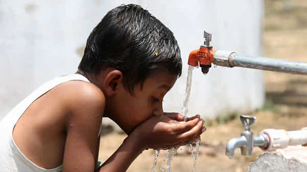 Jal Jeevan Mission: ఏడాదిలో 1.3 లక్షల మందికిపైగా చిన్నారుల మరణాలకు అడ్డుకట్ట.. జల్ జీవన్ మిషన్పై నోబెల్ గ్రహీత అధ్యయనం