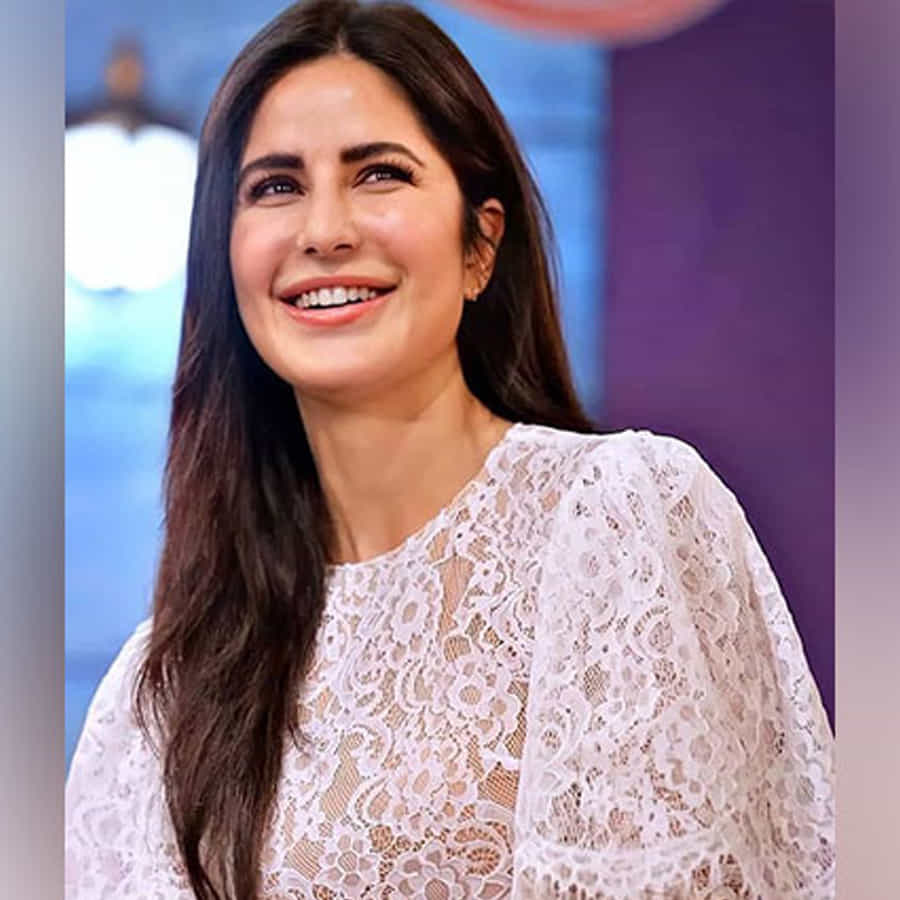 సౌత్లో మంచి దర్శకులు ఉన్నారని, వారితో సినిమా చేయాలని ఉందని అంటోంది. దీంతో ఆమె కామెంట్స్ వైరల్గా మారాయి.